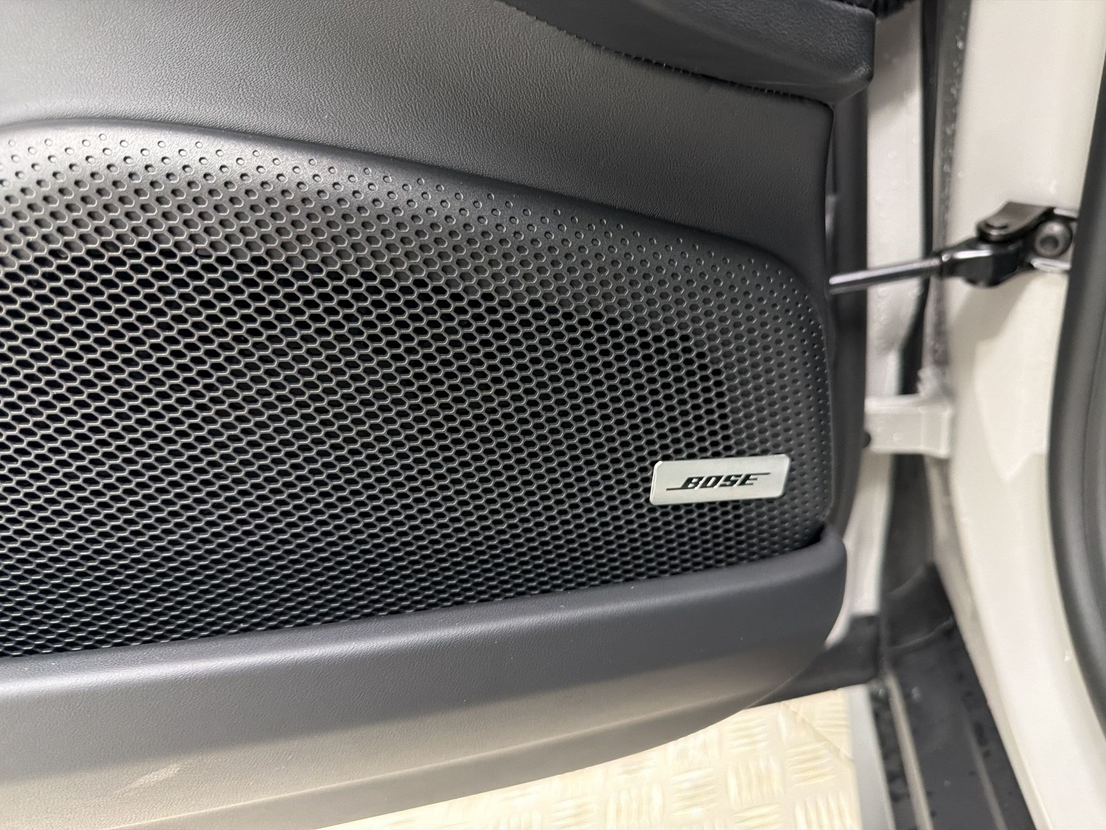 New 2026 Porsche Panamera image 25