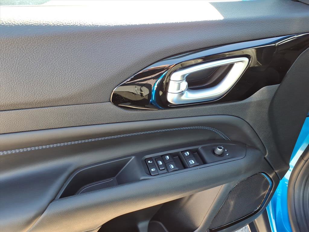 New 2026 Jeep Compass Latitude image 17