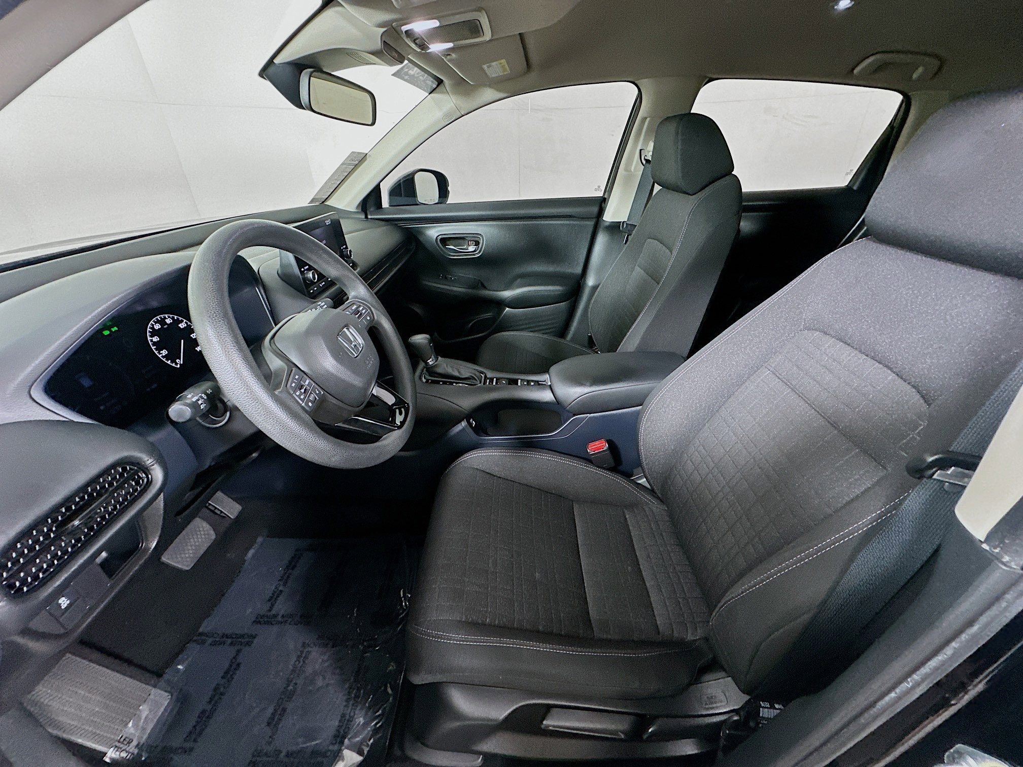Certified 2023 Honda HR-V LX image 16