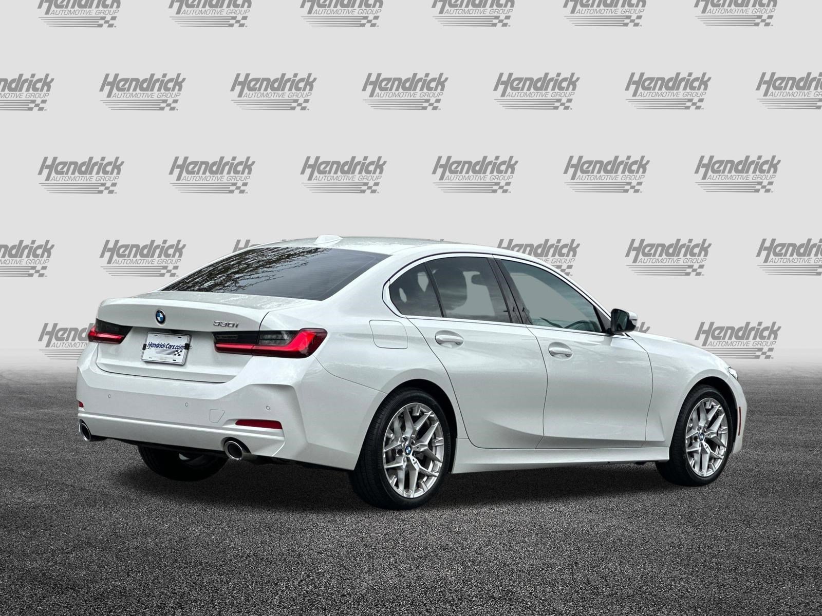 Used 2025 BMW 330i Sedan w/ Convenience Package image 5