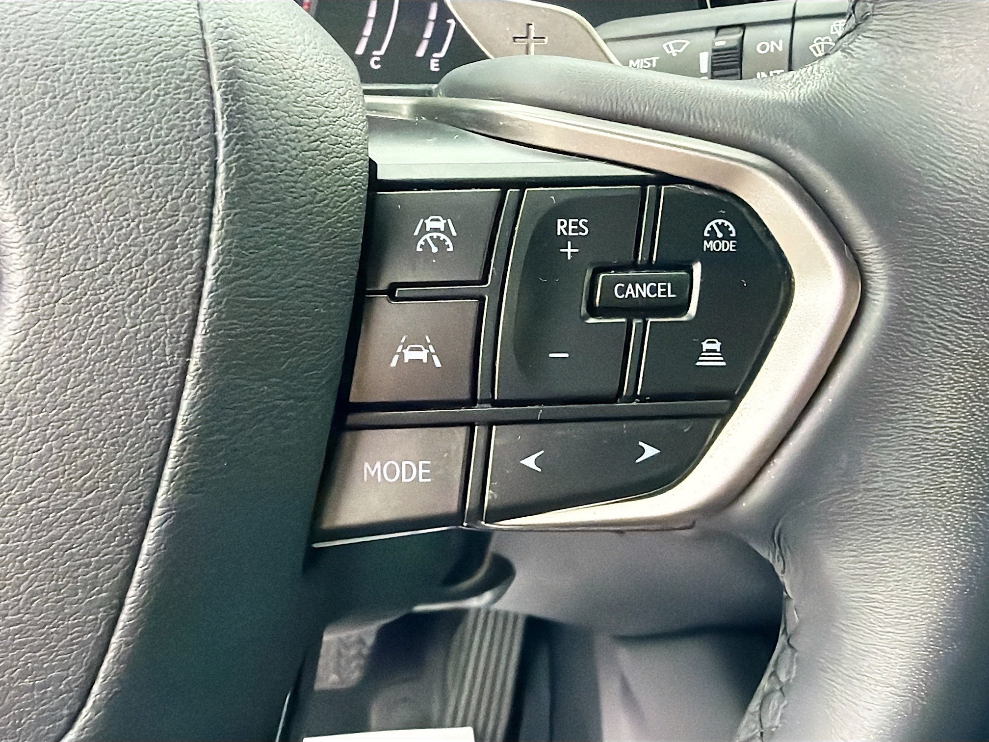 Used 2024 Lexus RX 350 FWD w/ Technology Package image 38