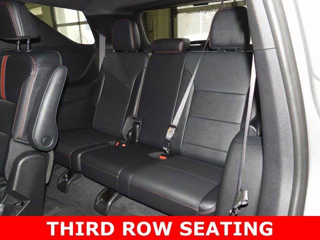 Used 2024 Chevrolet Traverse RS w/ LPO, Floor Liner Package image 2