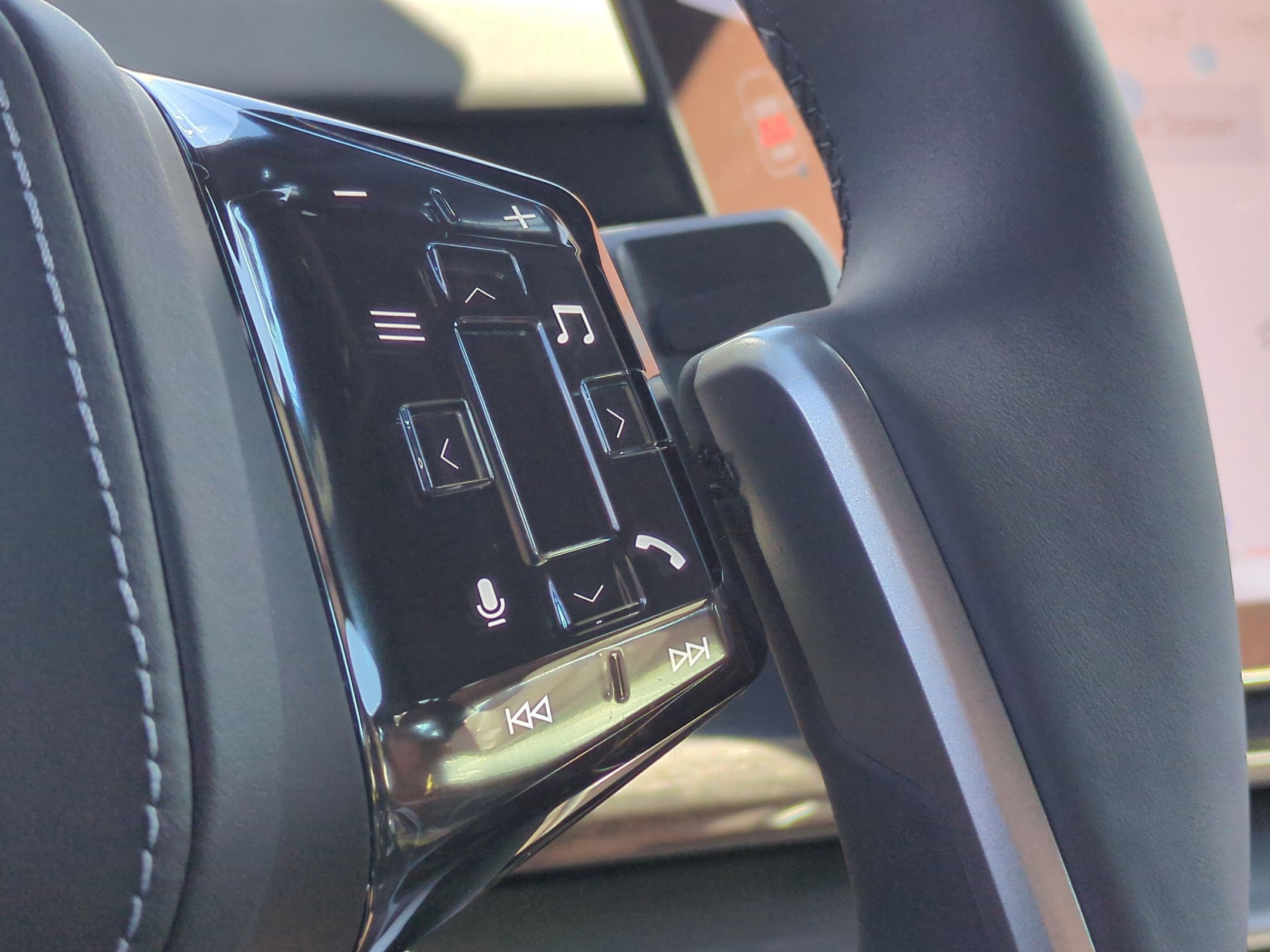 New 2027 BMW i7 xDrive50 w/ Executive Package AWD/4WD image 19
