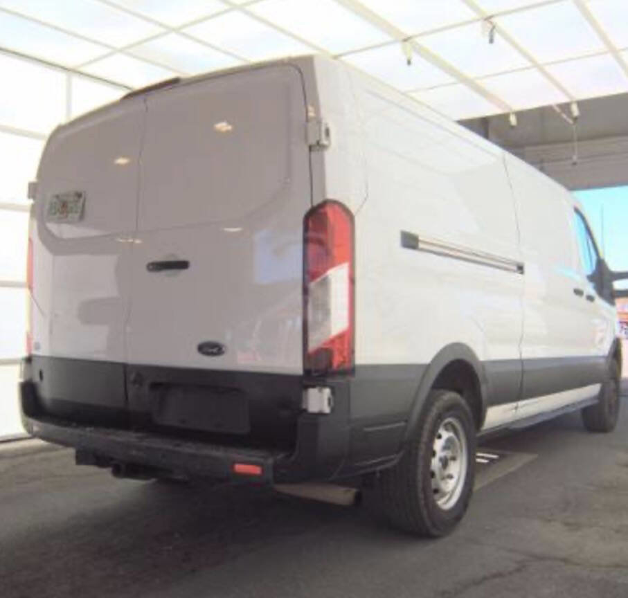 Used 2021 Ford Transit 250 Low Roof RWD image 8