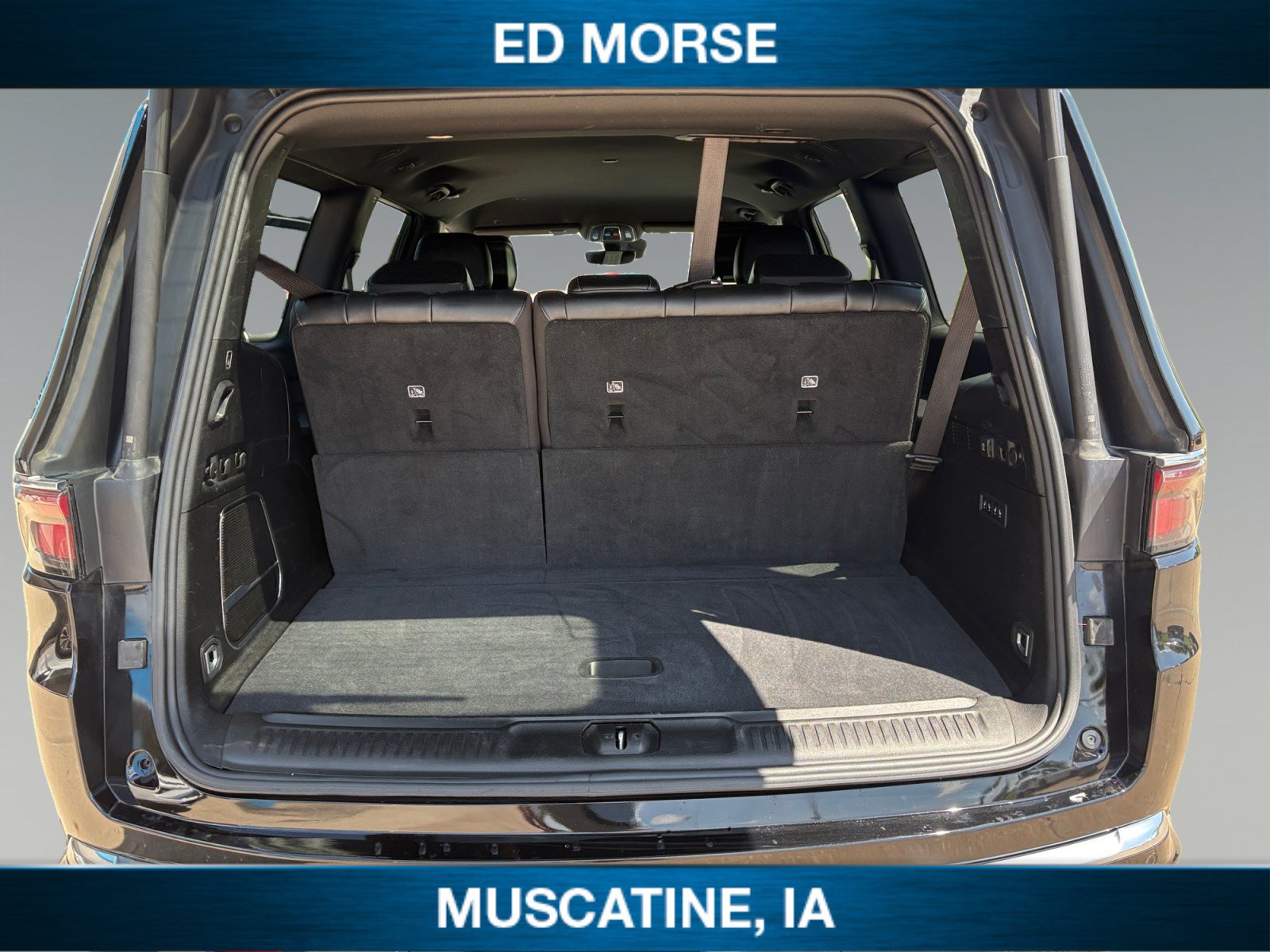Used 2024 Jeep Wagoneer Series III AWD/4WD image 18