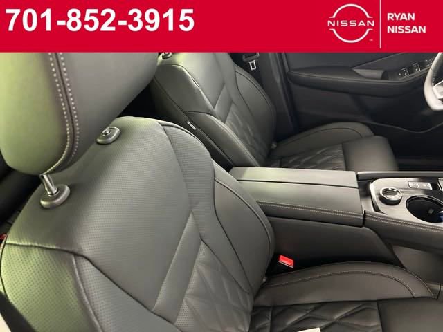 Certified 2025 Nissan Rogue Platinum w/ Platinum Premium Package image 30