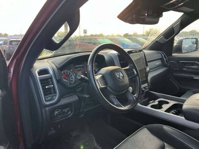 Used 2023 RAM 1500 Laramie AWD/4WD image 2