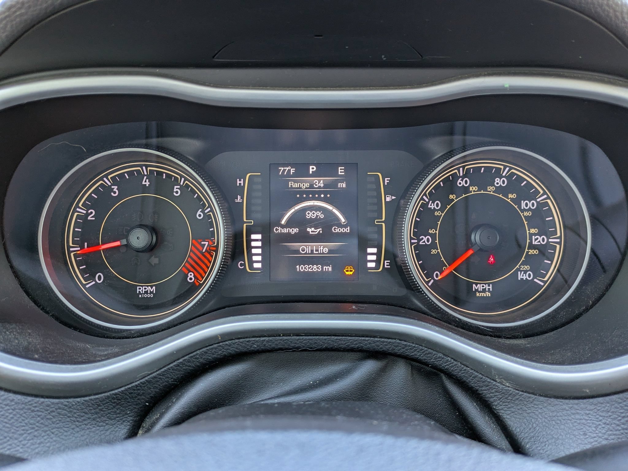 Used 2015 Jeep Cherokee Latitude w/ Cold Weather Group AWD/4WD image 27