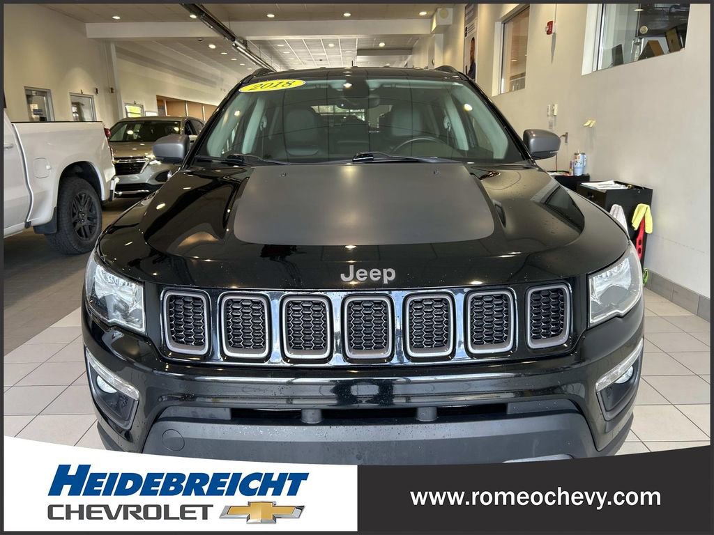 Used 2018 Jeep Compass Trailhawk w/ Navigation Group AWD/4WD image 38