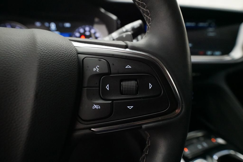 Used 2023 Buick Envision Essence FWD image 19