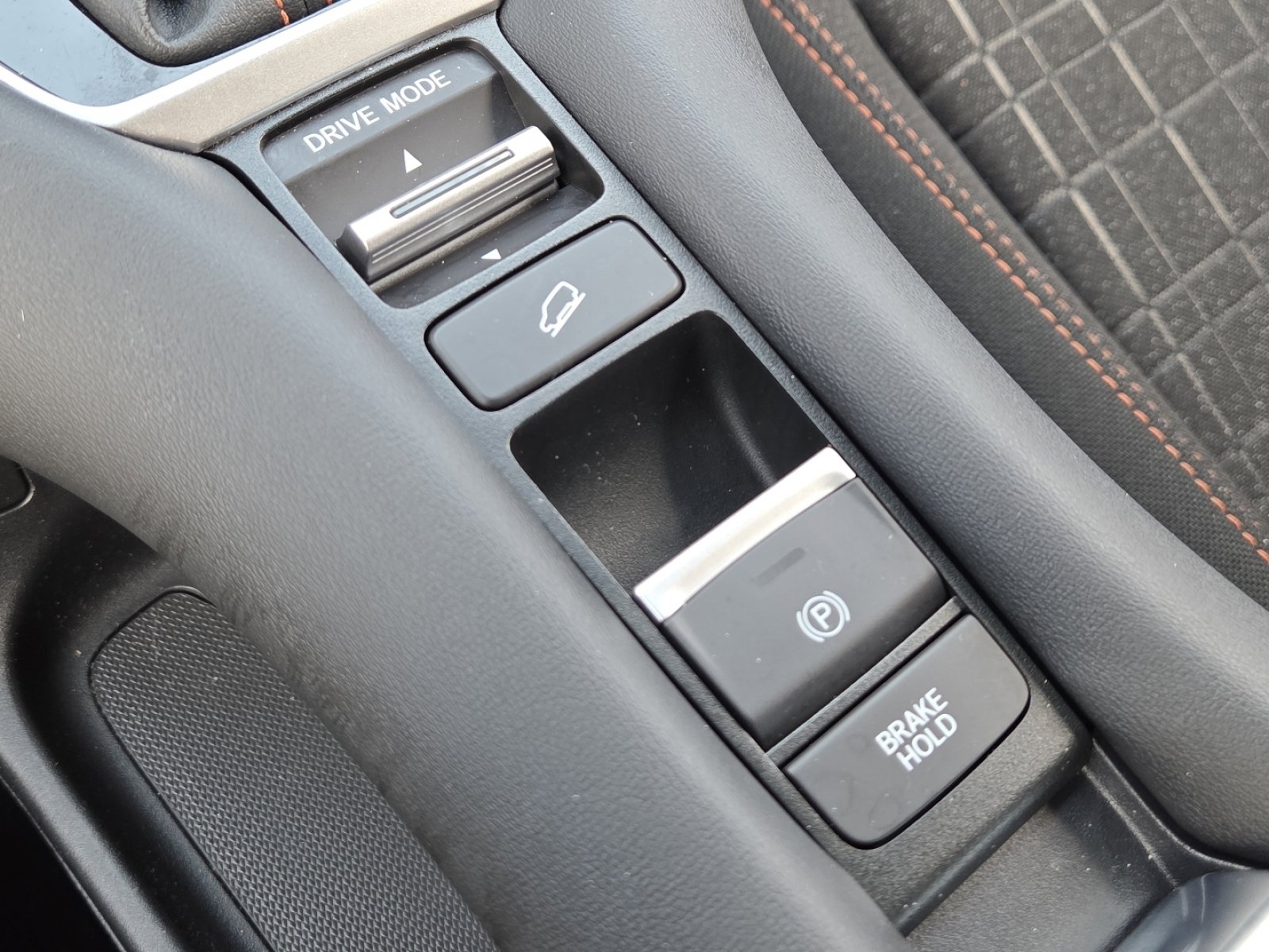 Used 2024 Honda HR-V Sport image 8