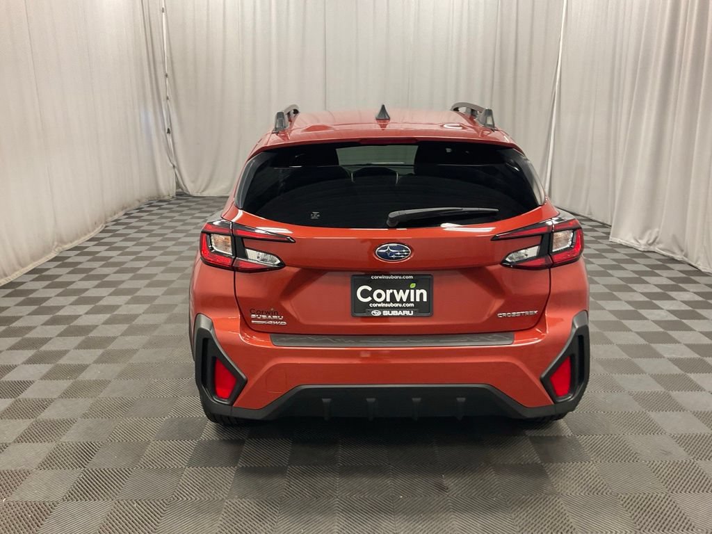 Used 2024 Subaru Crosstrek 2.0i Premium AWD/4WD image 5