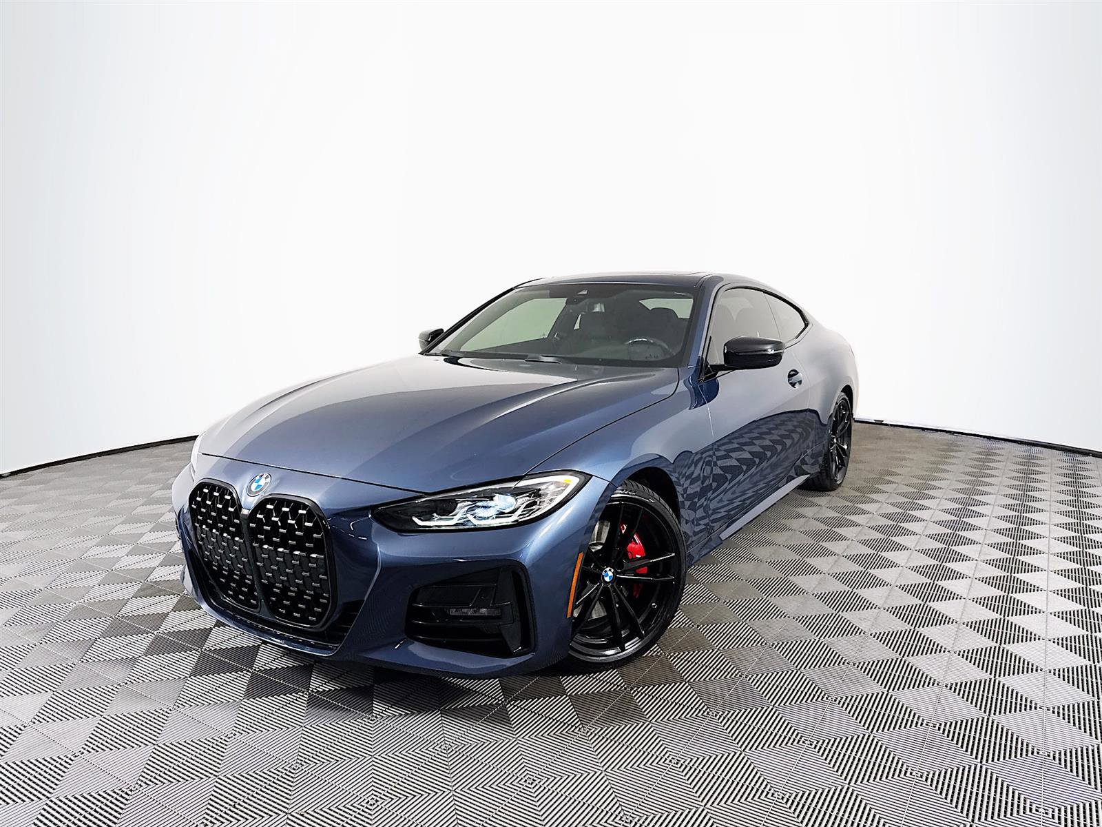 Used 2021 BMW 430i Coupe w/ M Sport Package