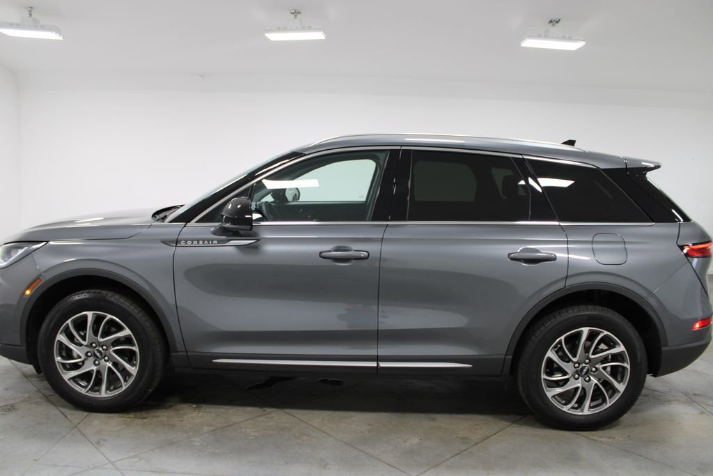 Used 2022 Lincoln Corsair FWD w/ Equipment Group 101A image 6