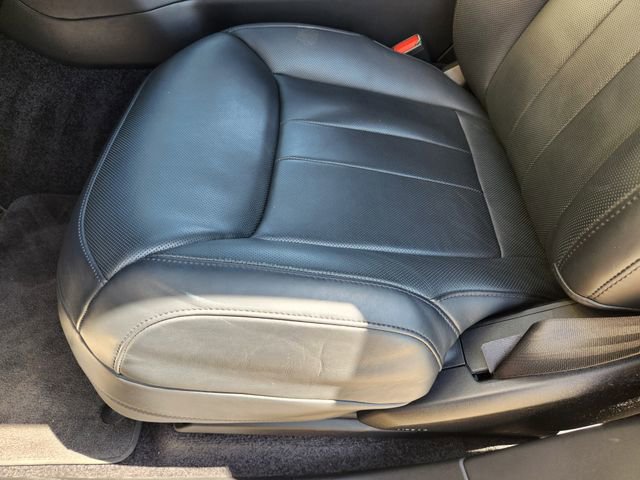 Used 2023 Land Rover Range Rover SE image 23