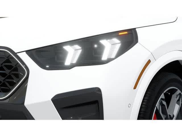 New 2026 BMW X2 xDrive28i AWD/4WD image 6