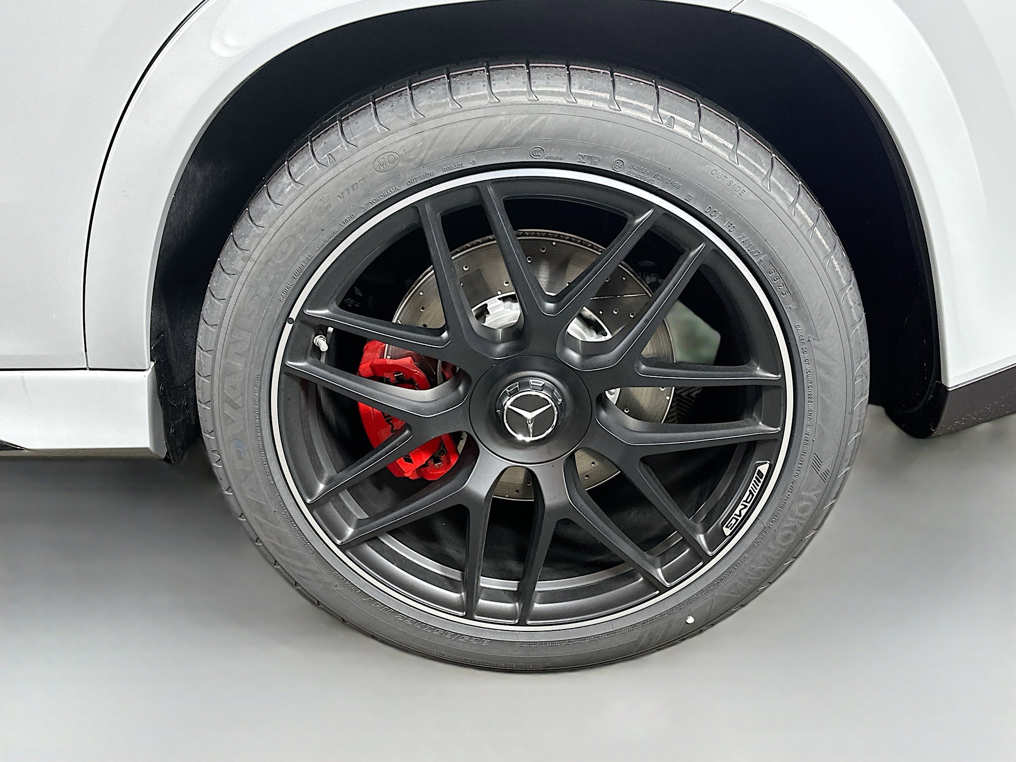 New 2026 Mercedes-Benz GLE 63 AMG S image 33