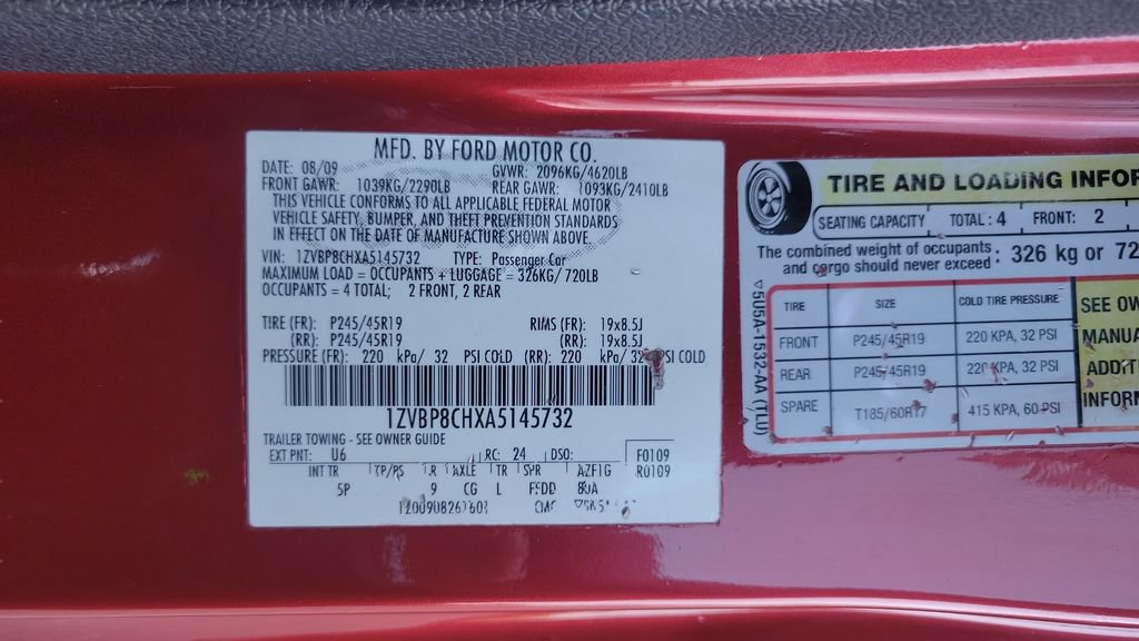Used 2010 Ford Mustang GT Premium RWD image 21