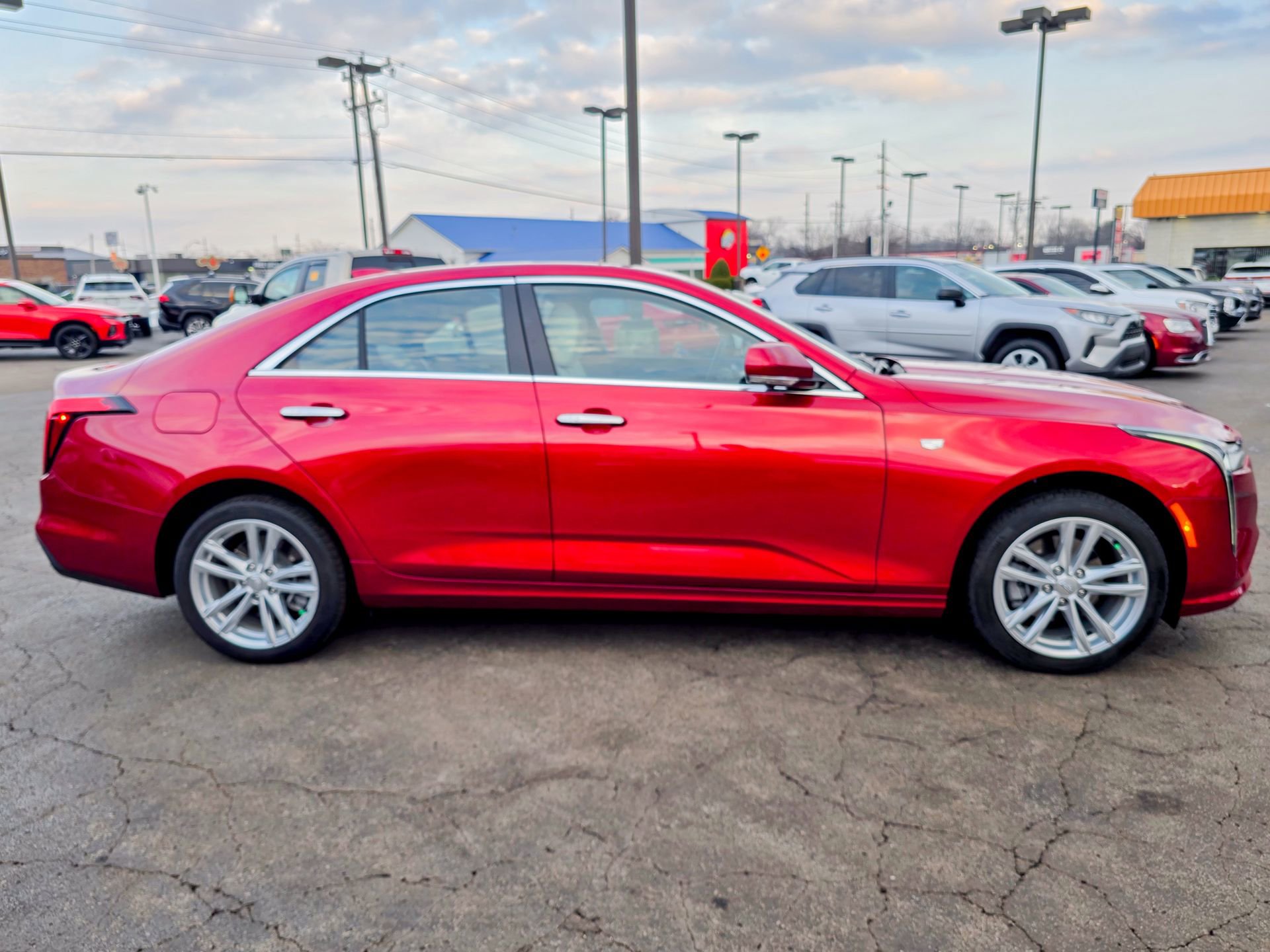 Used 2025 Cadillac CT4 Luxury image 22