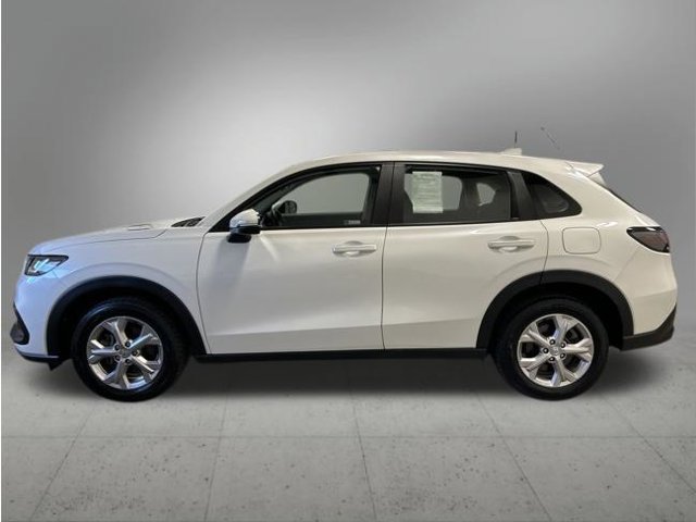 Certified 2024 Honda HR-V LX image 3