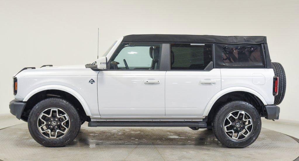 Used 2024 Ford Bronco Outer Banks image 8