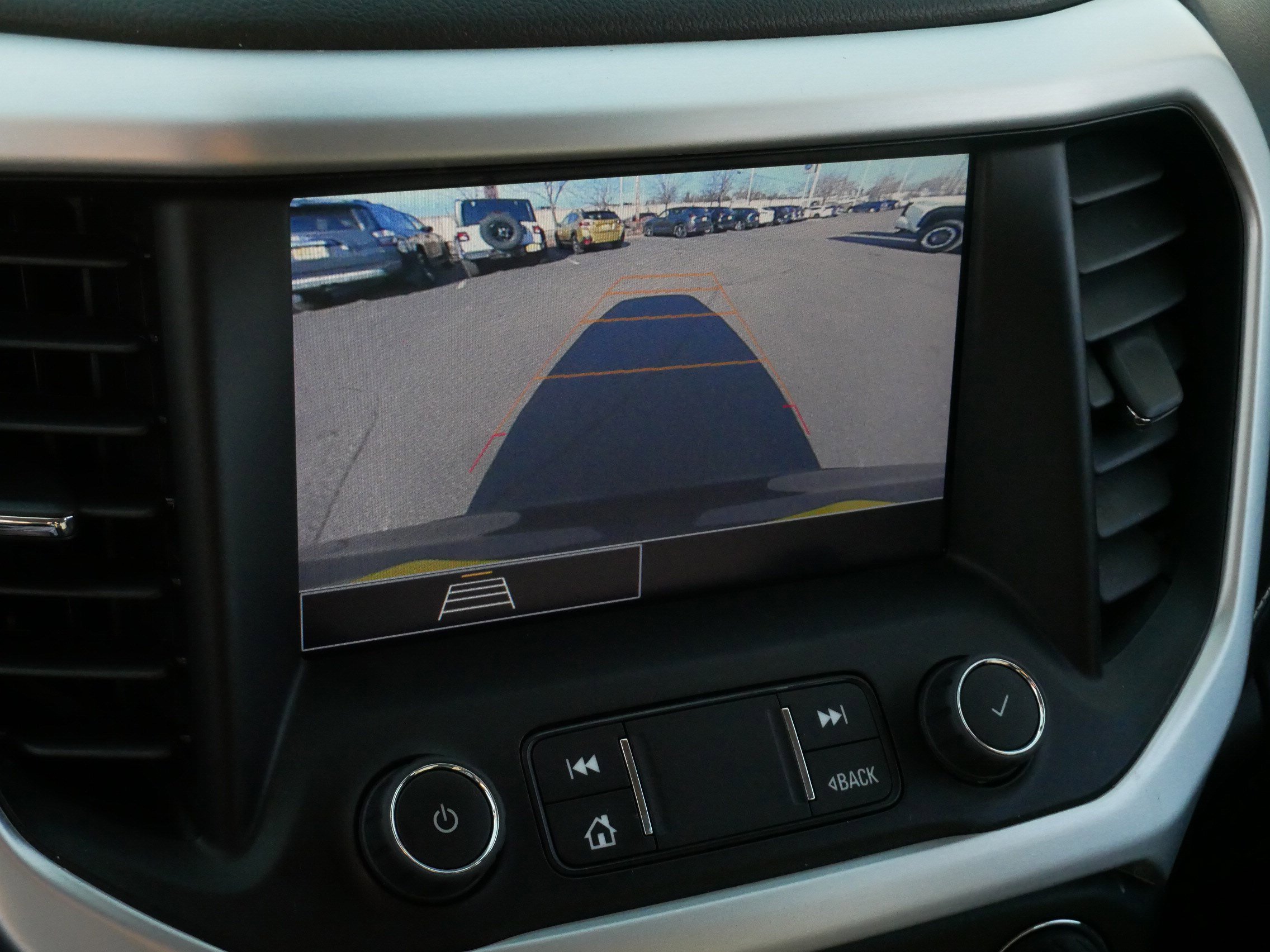 Used 2023 GMC Acadia SLE w/ Driver Convenience Package AWD/4WD image 29