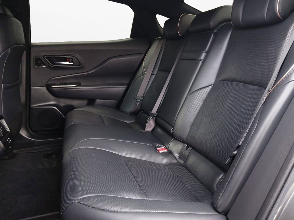 Used 2023 Toyota Crown Platinum AWD/4WD image 22