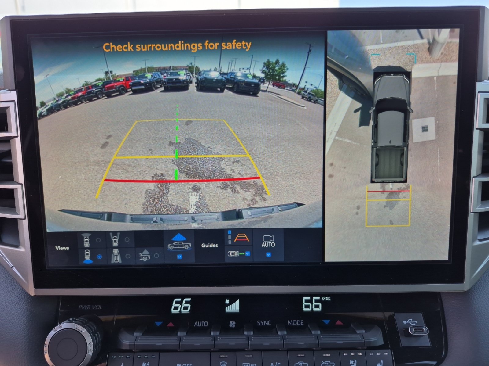 Used 2025 Toyota Tundra Limited AWD/4WD image 31