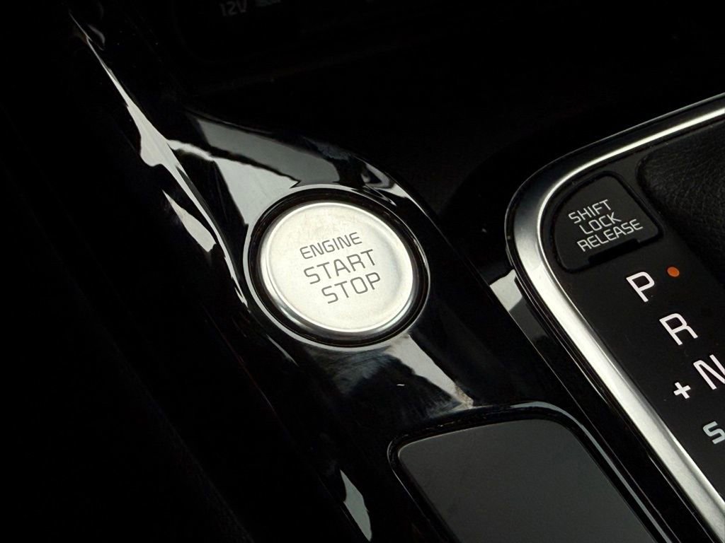 Certified 2024 Kia Soul GT-Line image 39