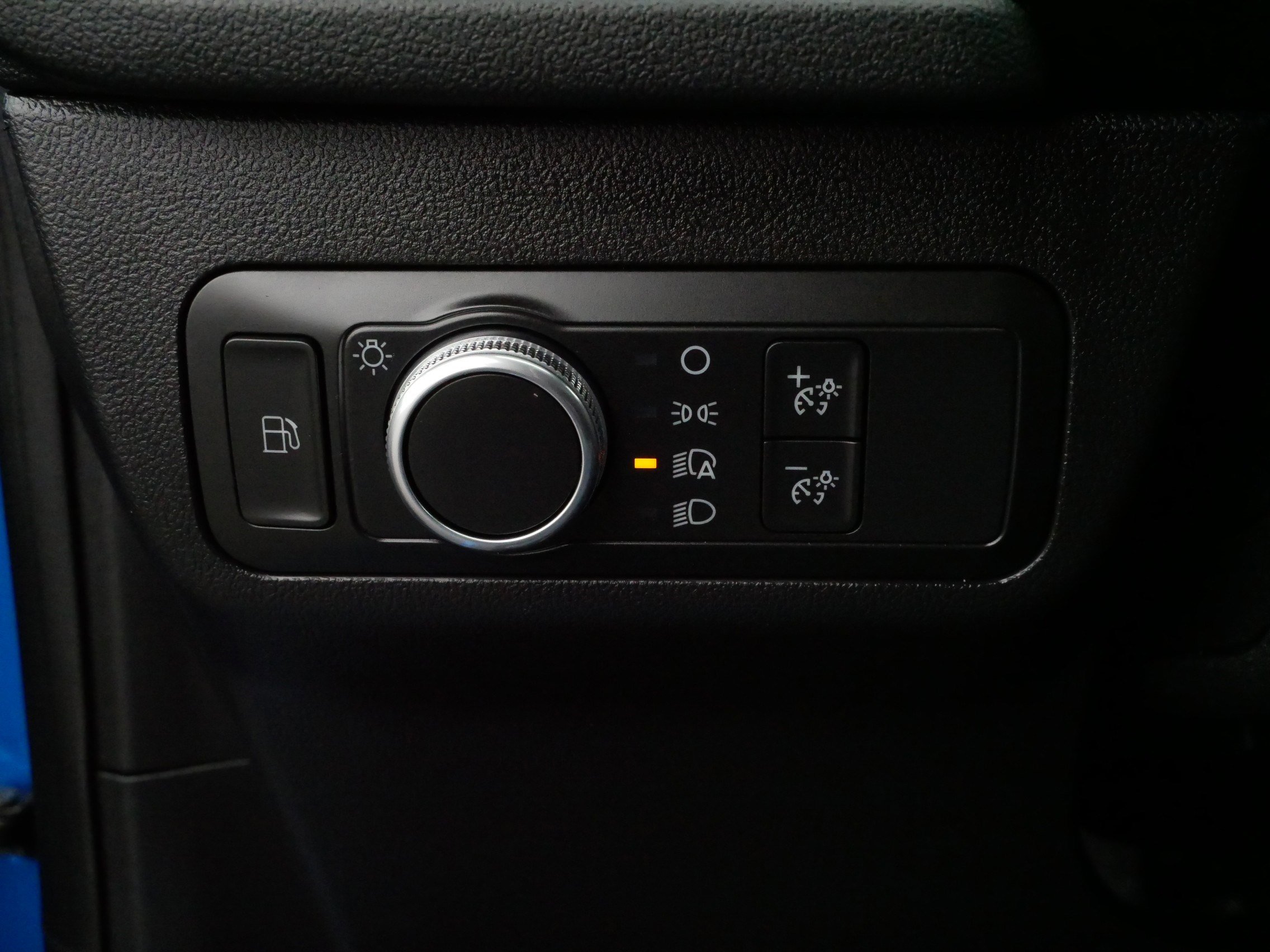 Used 2020 Ford Escape SE Sport image 27