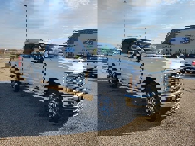 New 2026 Ford F250 Lariat w/ Lariat Ultimate Package image 21