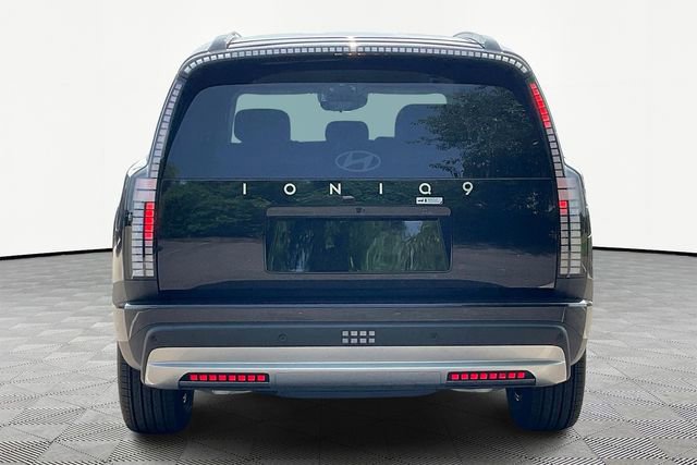 New 2026 Hyundai Ioniq 9 S image 4