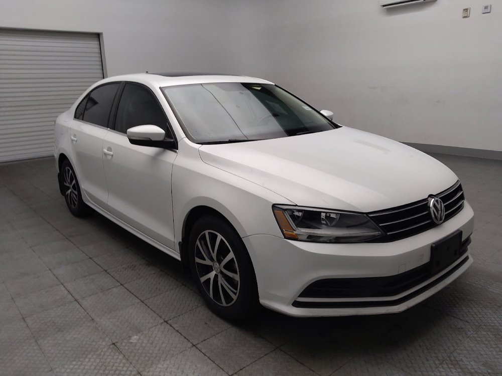 Used 2017 Volkswagen Jetta SE FWD image 13