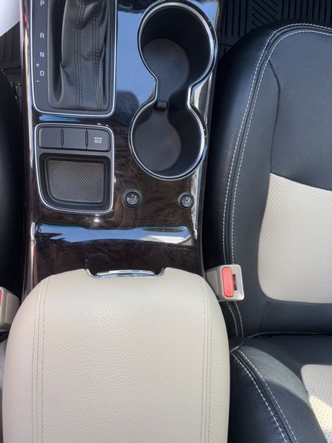 Used 2015 Kia Sorento LX image 16