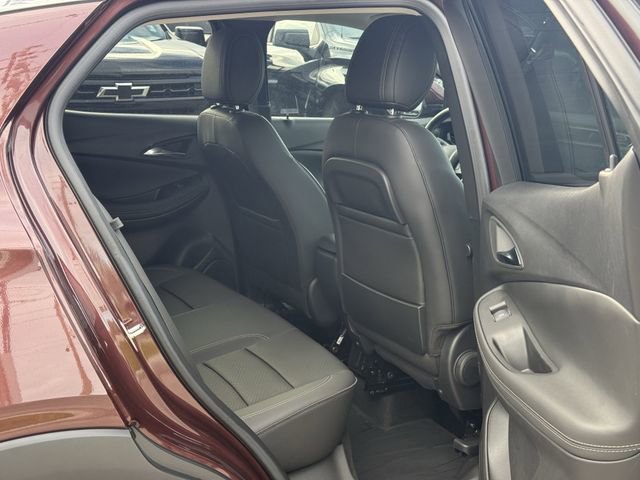 Used 2023 Buick Encore GX Essence w/ Experience Buick Package image 32