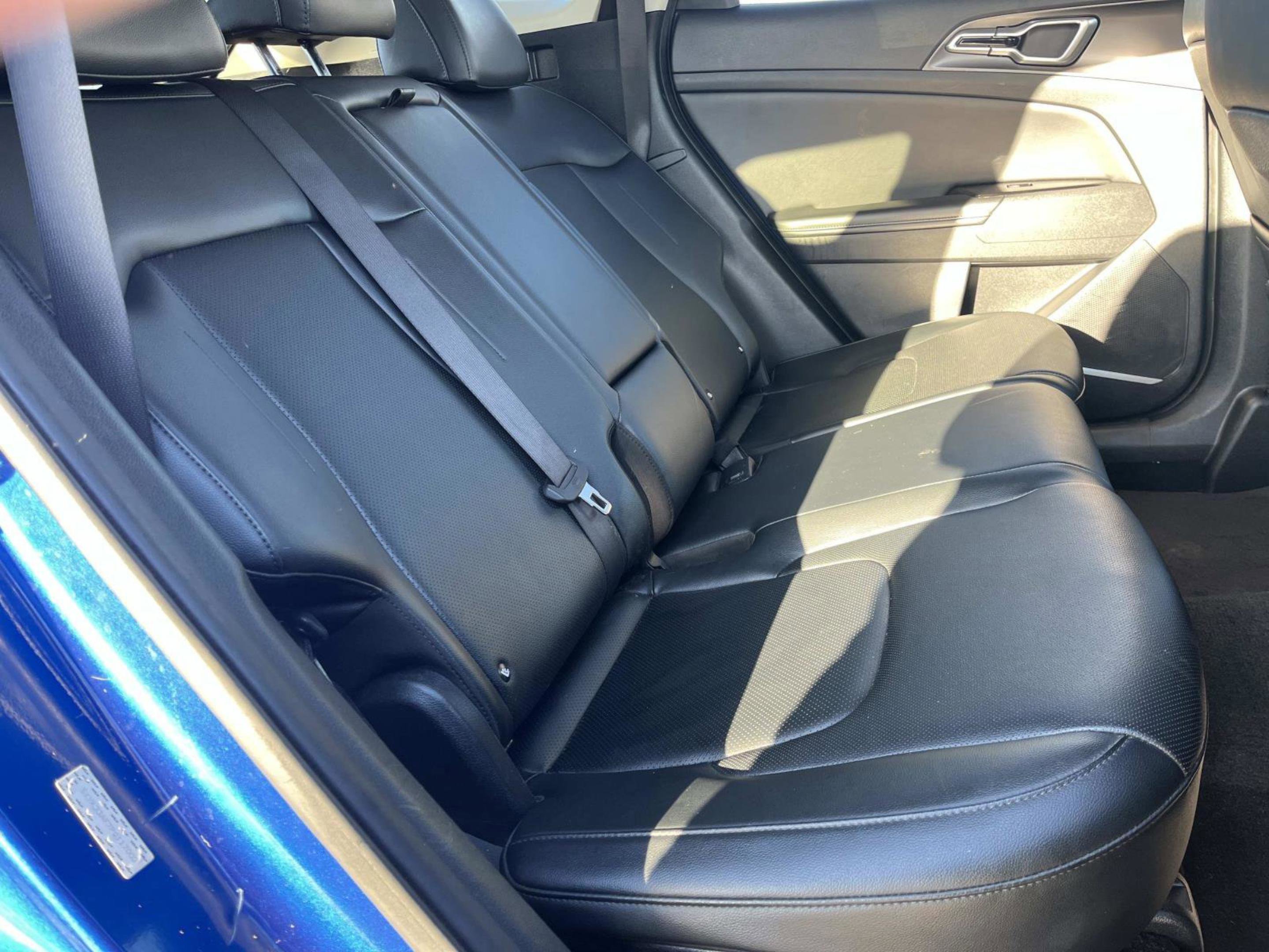 Used 2023 Kia Sportage EX image 24