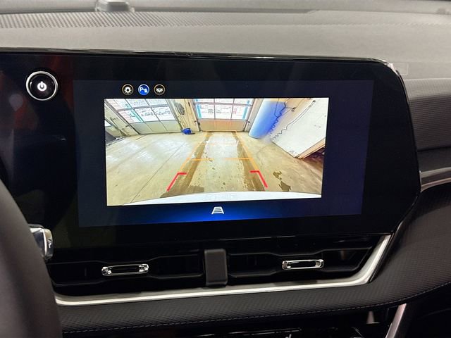 New 2026 Chevrolet Equinox LT w/ Convenience Package II image 15