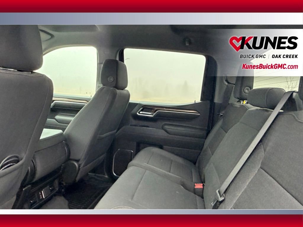 Used 2025 Chevrolet Silverado 1500 LT w/ Work Truck Package image 6