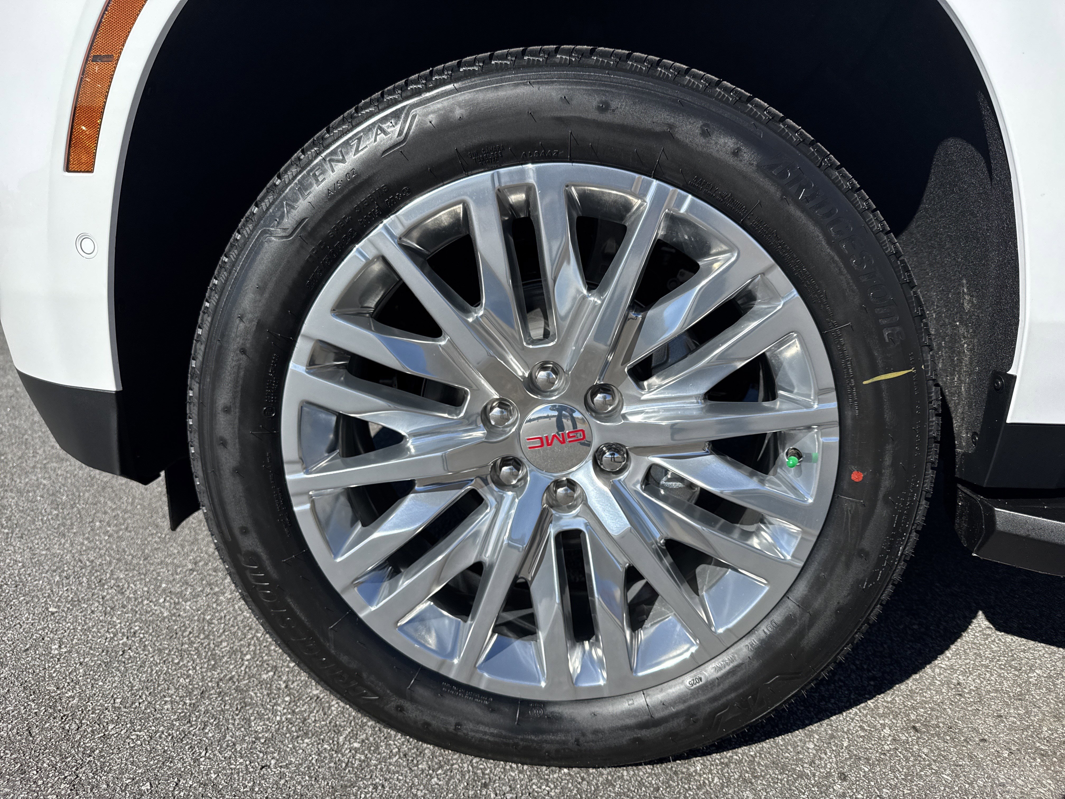 New 2026 GMC Yukon Elevation w/ Elevation Premium Package image 13