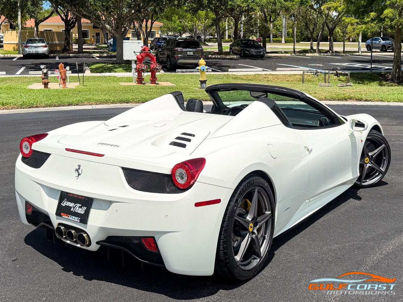 Used 2015 Ferrari 458 Spider RWD image 58