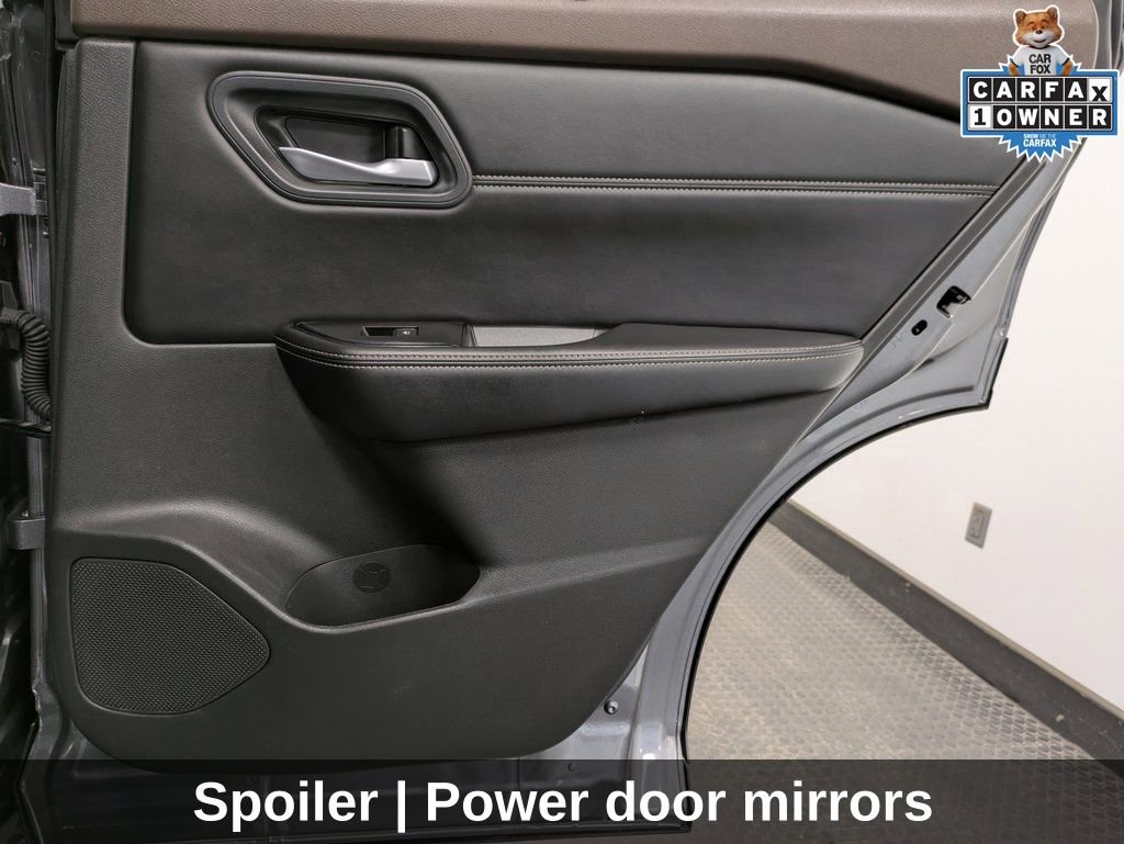 Used 2023 Nissan Rogue SV w/ SV Premium B Package image 32