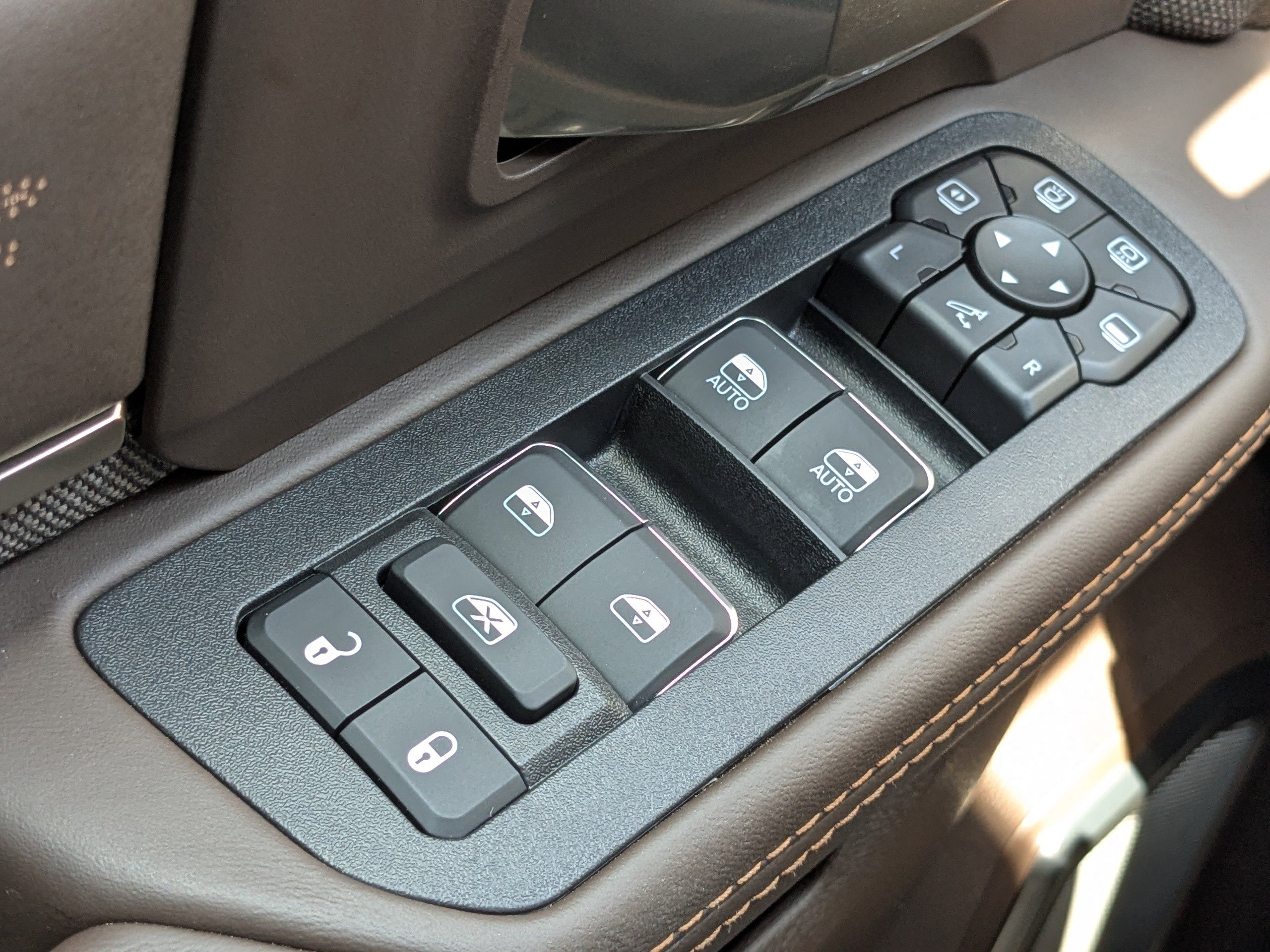 New 2026 RAM 2500 Limited AWD/4WD image 24