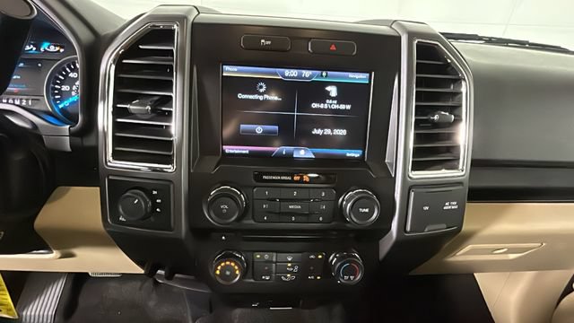 Used 2015 Ford F150 XLT w/ Equipment Group 302A Luxury AWD/4WD image 22