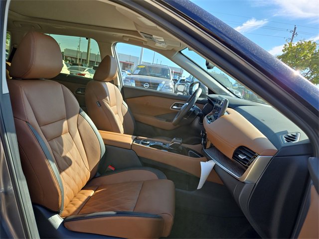 New 2026 Nissan Rogue Platinum w/ Platinum Premium Package image 15