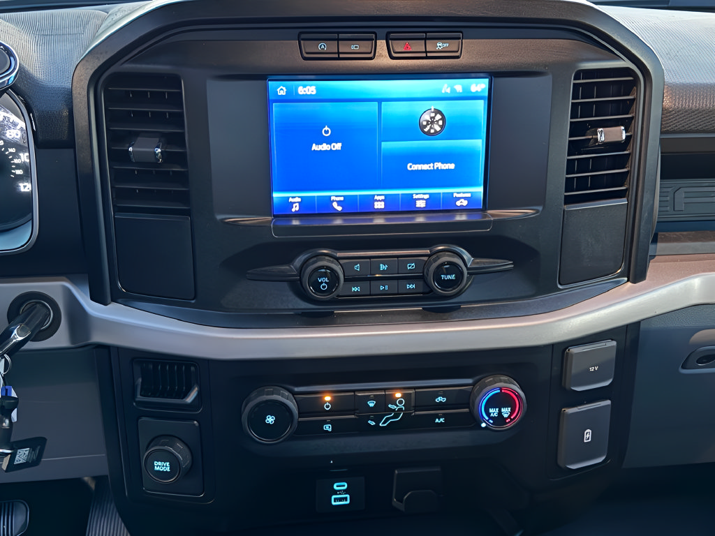 Used 2023 Ford F150 XL RWD image 7