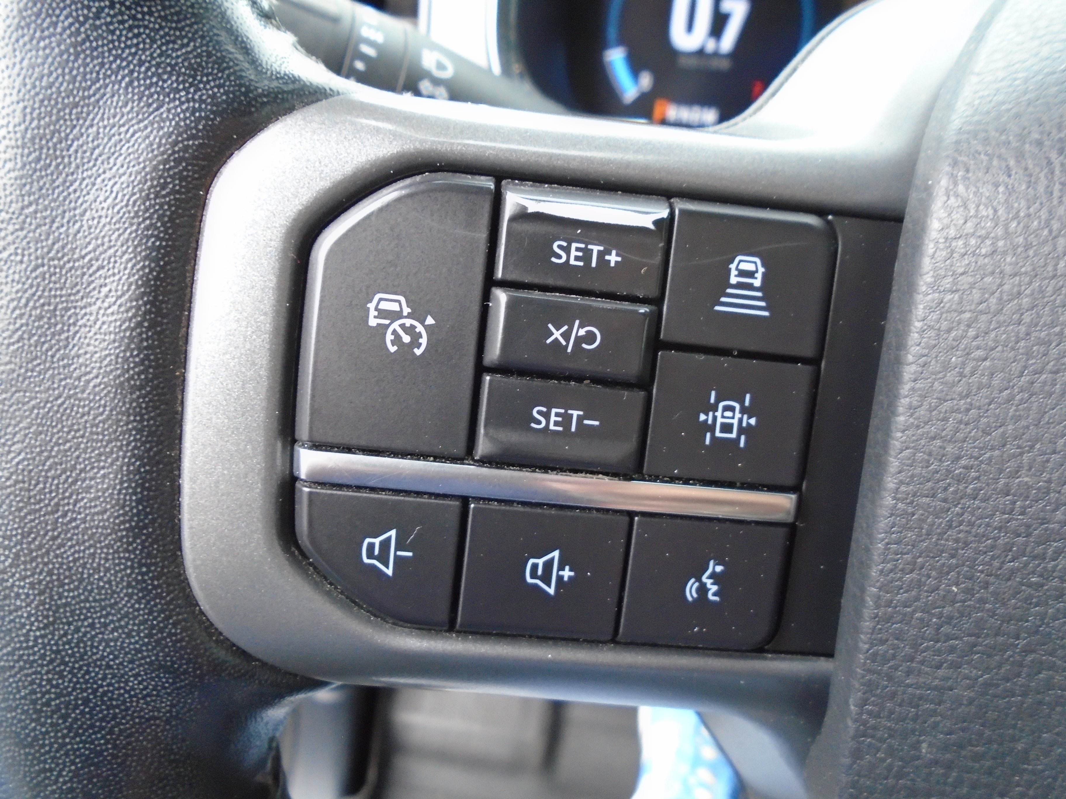 Used 2022 Ford F150 Lariat w/ Equipment Group 502A High AWD/4WD image 75