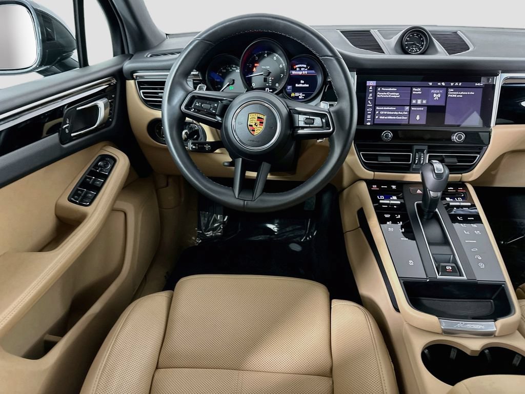 Certified 2026 Porsche Macan AWD/4WD image 25