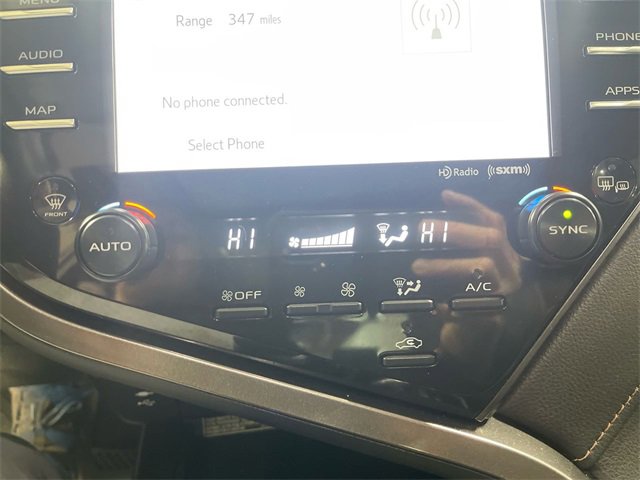 Used 2019 Toyota Camry XLE image 18