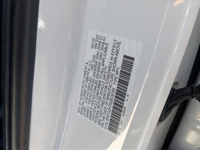 Used 2025 Honda Pilot Touring image 29