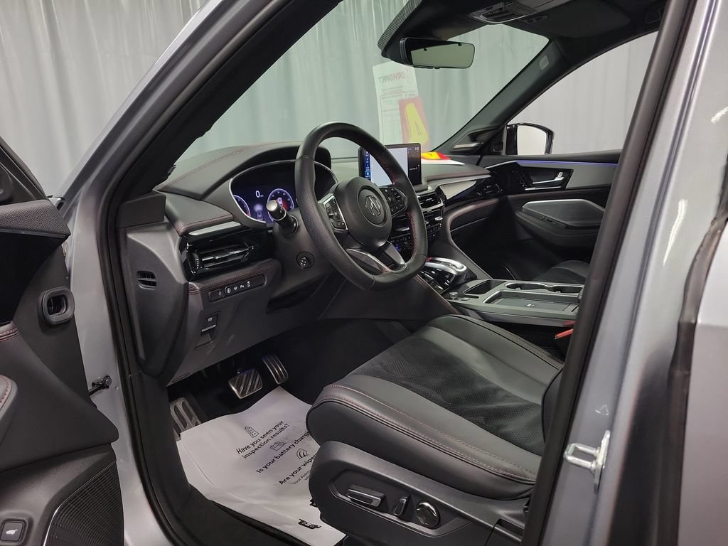 Used 2025 Acura MDX A-Spec AWD/4WD image 12